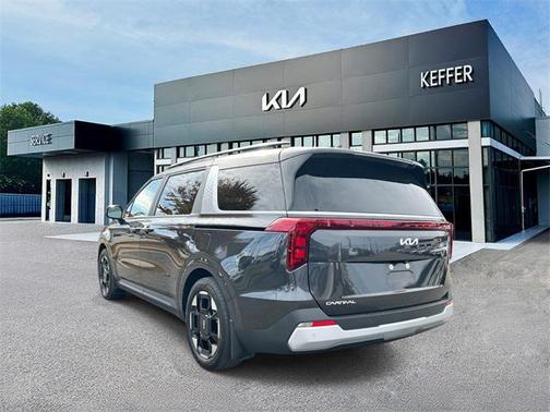 2025 Kia Carnival EX