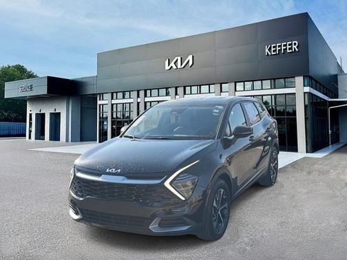 Ebony Black 2024 Kia Sportage EX