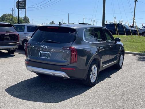 2022 Kia Telluride LX