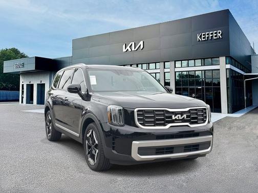 Ebony Black 2023 Kia Telluride S