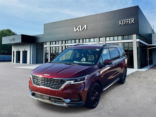 2023 Kia Carnival SX