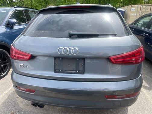 2017 Audi Q3 2.0T Premium Plus
