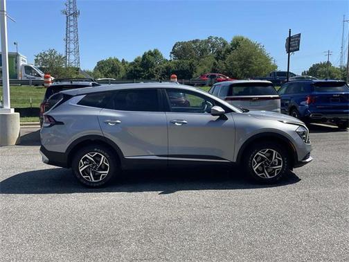 2023 Kia Sportage LX