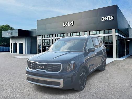 Midnight 2025 Kia Telluride S SUV