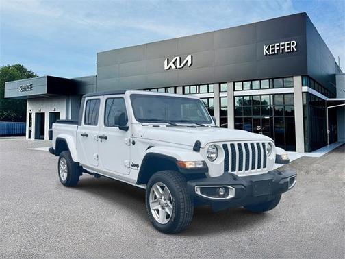 2023 Jeep Gladiator Sport S