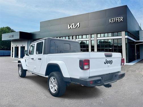 2023 Jeep Gladiator Sport S