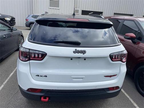2024 Jeep Compass Trailhawk