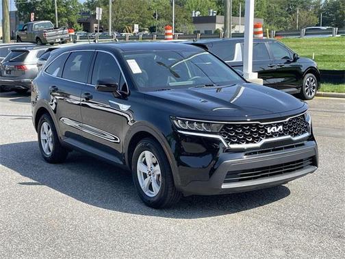 2022 Kia Sorento LX