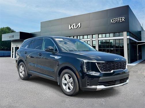 2025 Kia Sorento LX