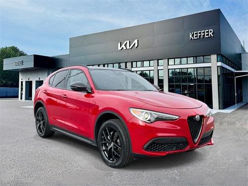 2021 Alfa Romeo Stelvio Base
