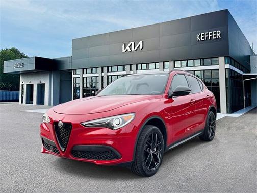 2021 Alfa Romeo Stelvio Base