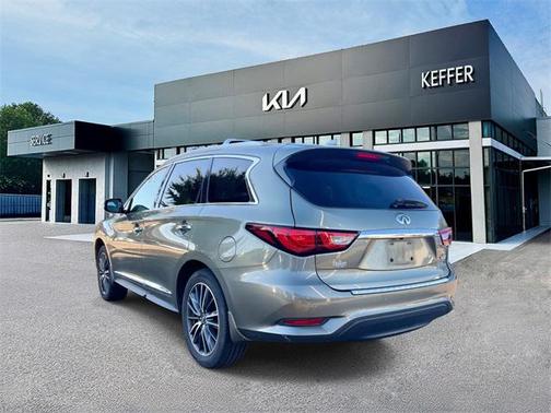 2017 INFINITI QX60 Base