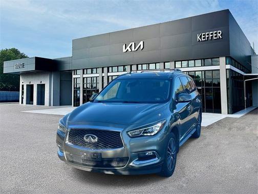2017 INFINITI QX60 Base
