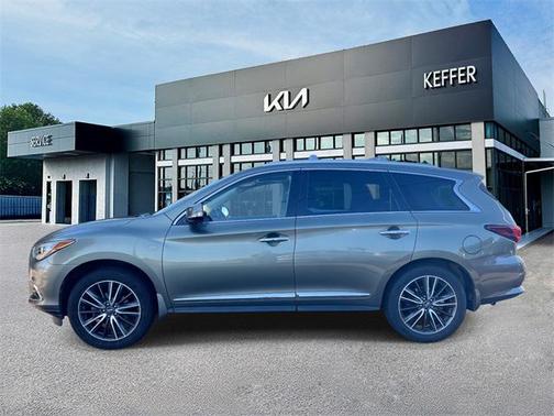 2017 INFINITI QX60 Base
