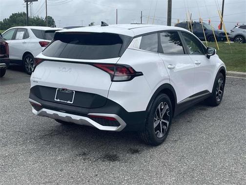 2025 Kia Sportage EX