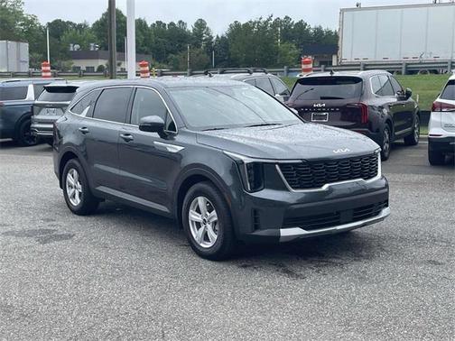 2025 Kia Sorento LX