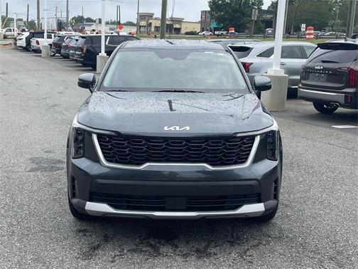 2025 Kia Sorento LX