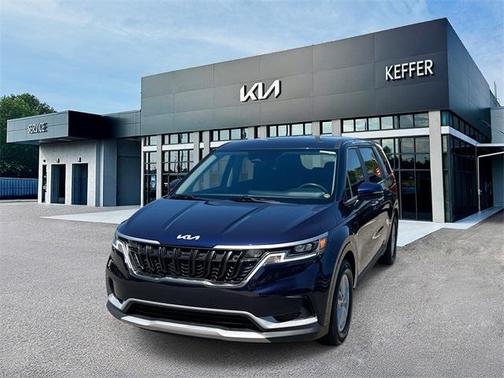 2024 Kia Carnival LX