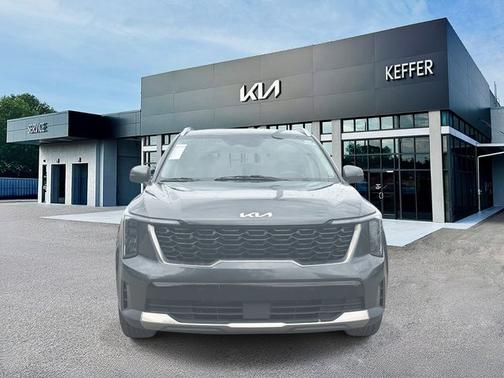 Grey 2024 Kia Sorento S