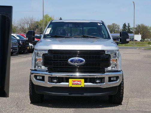Ingot Silver Metallic 2019 Ford F-250 Lariat
