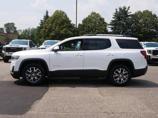 2022 GMC Acadia AWD SLT
