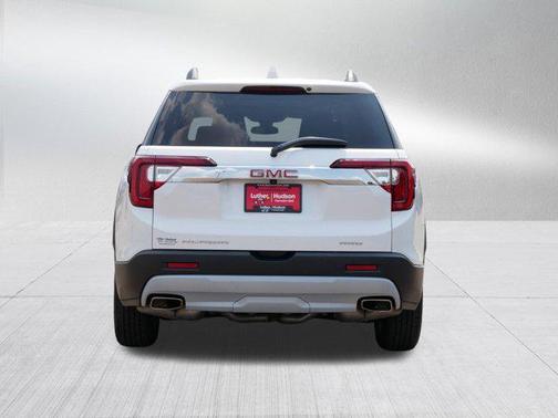 2022 GMC Acadia AWD SLT