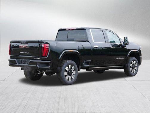 2025 GMC Sierra 3500 Denali