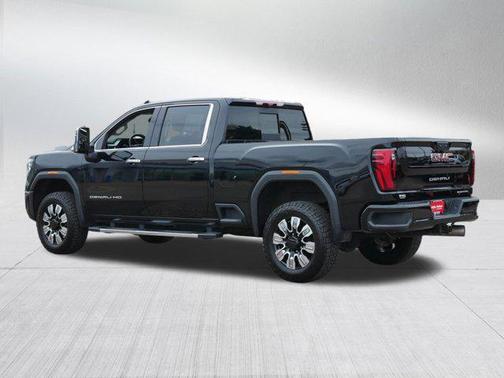 2024 GMC Sierra 2500 Denali
