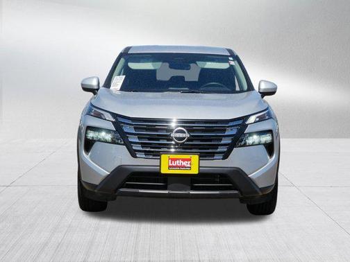 Brilliant Silver Metallic 2025 Nissan Rogue SV