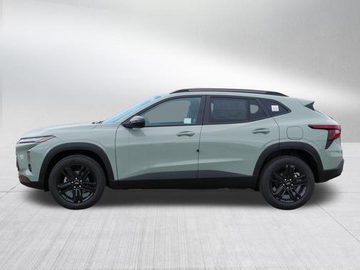 Cacti Green 2026 Chevrolet Trax FWD ACTIV