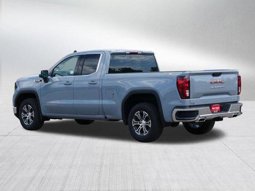 2025 GMC Sierra 1500 SLE