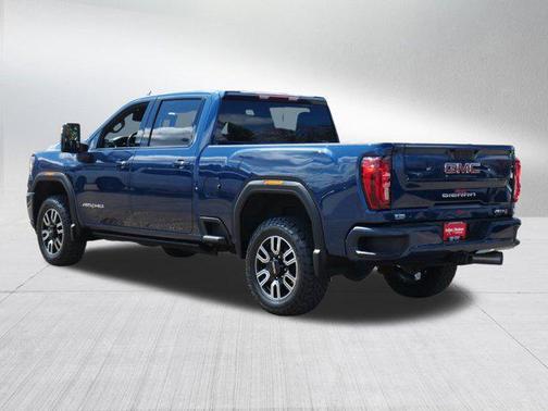 2022 GMC Sierra 2500 AT4