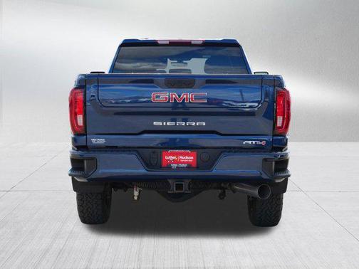 2022 GMC Sierra 2500 AT4
