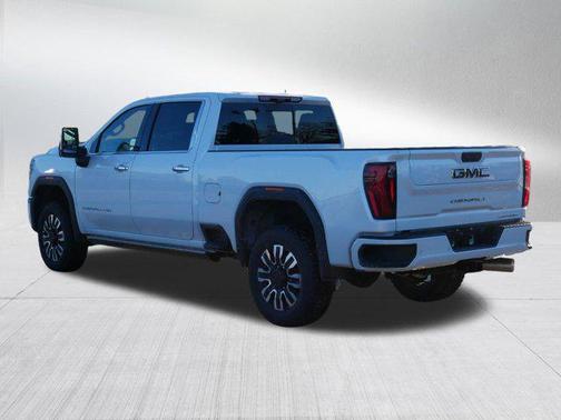 2025 GMC Sierra 3500 Denali