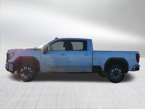 2025 GMC Sierra 3500 Denali