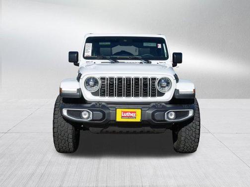 2024 Jeep Wrangler 4-Door Sahara 4x4