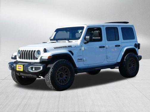 2024 Jeep Wrangler 4-Door Sahara 4x4