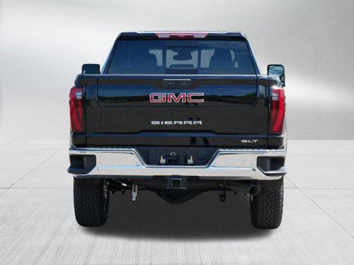 2025 GMC Sierra 3500 SLT