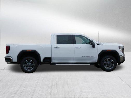 2026 GMC Sierra 2500 SLT