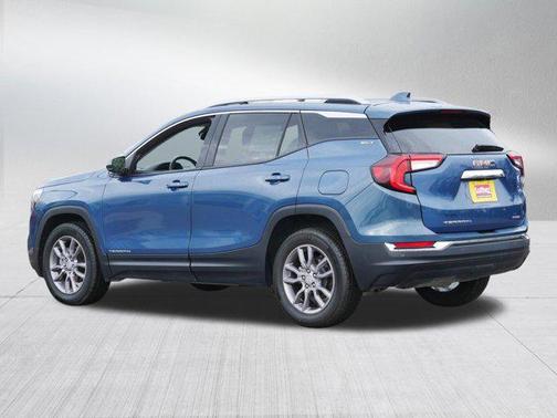 Downpour Metallic 2024 GMC Terrain SLT