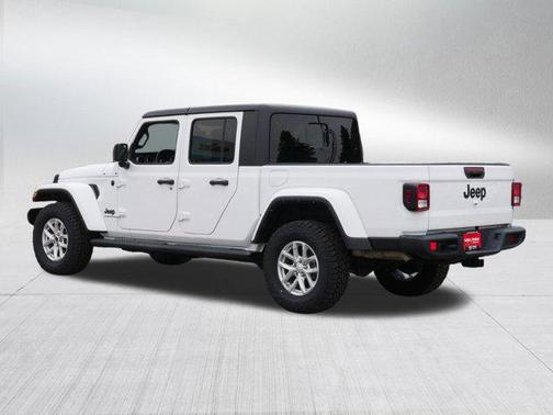 2023 Jeep Gladiator Sport S