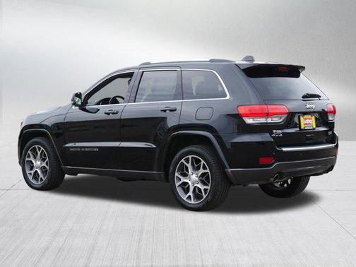 2018 Jeep Grand Cherokee Sterling Edition