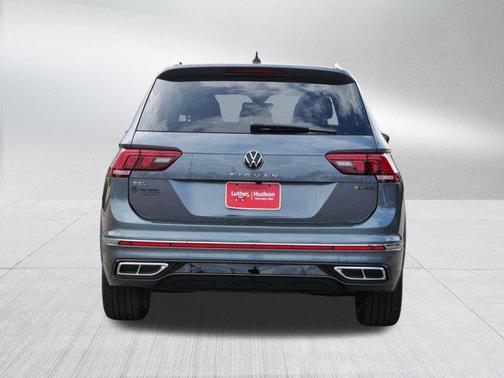 2024 Volkswagen Tiguan 2.0T SEL R-Line 4MOTION