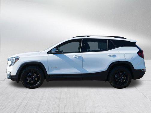 2023 GMC Terrain AWD AT4