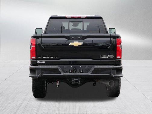 2025 Chevrolet Silverado 3500 High Country