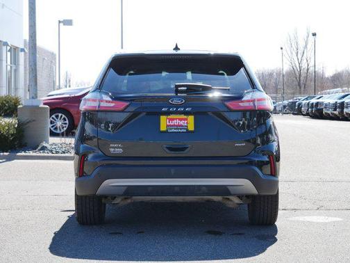 Forged Green Metallic 2024 Ford Edge SEL