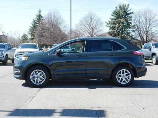Forged Green Metallic 2024 Ford Edge SEL
