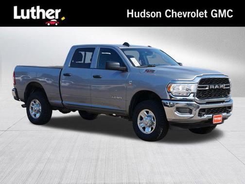 2022 RAM 2500 Tradesman Crew Cab 4x4 6'4' Box
