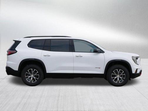 2025 GMC Acadia AWD AT4
