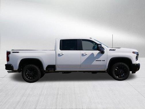 2025 Chevrolet Silverado 3500 LT